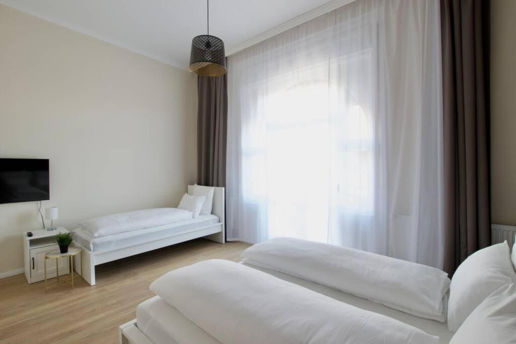 Premium Apartment By Hi5 - Astoria 4 Bedroom Budapeszt Zewnętrze zdjęcie